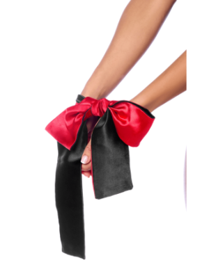 Accessoire coquin en satin réversible noir & rouge 