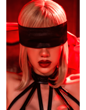 Accessoire coquin en satin réversible noir & rouge 