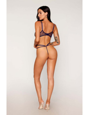 Ensemble soutien-gorge avec chainettes amovibles et string 