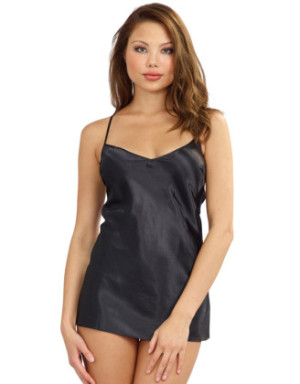 Nuisette noire avec peignoir satinés
