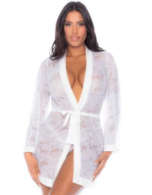 Peignoir en dentelle blanche