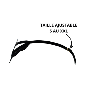 String noir en dentelle avec bijou cœur doré