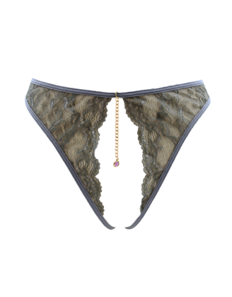 String gris avec bijou couleur aléatoire et chaîne dorée