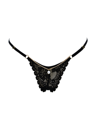 String noir en dentelle avec bijou et chaîne dorée