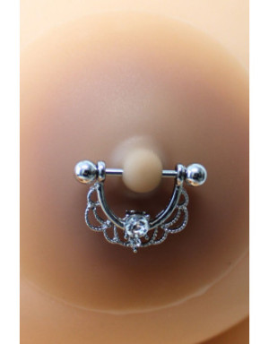 Paire de cache-tétons piercing barre demi-anneau faux diamant peau métisse