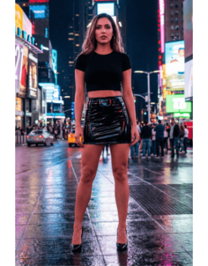 Jupe noire en simili cuir avec zip Lara