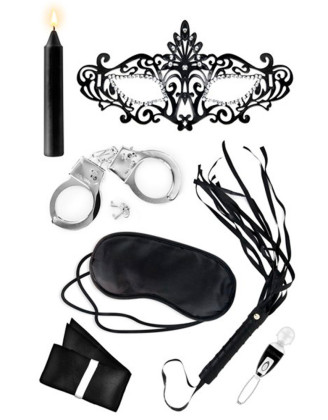 Ensemble fétichiste initiation BDSM et soumission