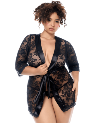 Peignoir en dentelle grande taille Mapalé avec string assorti 