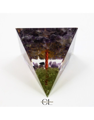 Orgonite pyramide Amethyste et Péridot Arbre de Vie